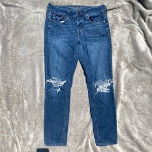 AMERICAN EAGLE BOYFRIEND JEANS